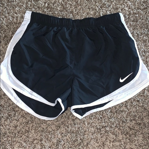 LRG Nike dry fit shorts new - Picture 2 of 3